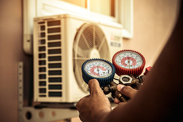 Professional Air Conditioning Service technician working in Ponchatoula, LA